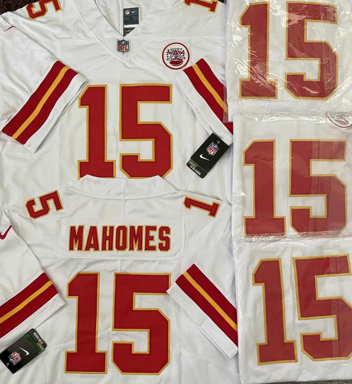 Kansas City Chiefs Football Jersey Red Patrick Mahomes #15 2XL XXL IN STOCK  NEW