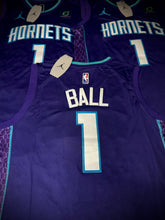 Load image into Gallery viewer, MENS CHARLOTTE HORNETS LAMELO BALL #1 PURPLE JERSEY
