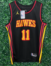 Load image into Gallery viewer, MENS ATLANTA HAWKS TRAE YOUNG #11 BLACK JERSEY
