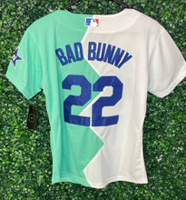 Load image into Gallery viewer, WOMENS DODGERS BAD BUNNY #22 White/GREEN JERSEY
