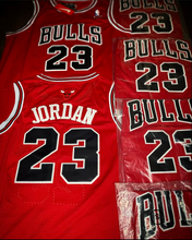 Load image into Gallery viewer, MENS CHICAGO BULLS JORDAN #23 RED JERSEY
