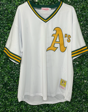 Load image into Gallery viewer, MENS A’s OAKLAND ATHLETICS REGGIE JACKSON #9 V-NECK WHITE JERSEY
