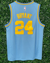 Load image into Gallery viewer, MENS MINNEAPOLIS LAKERS KOBE BRYANT #24 THROWBACK JERSEY
